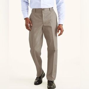Men’s Dockers Classic Fit Khaki Pants Size 38 X 32